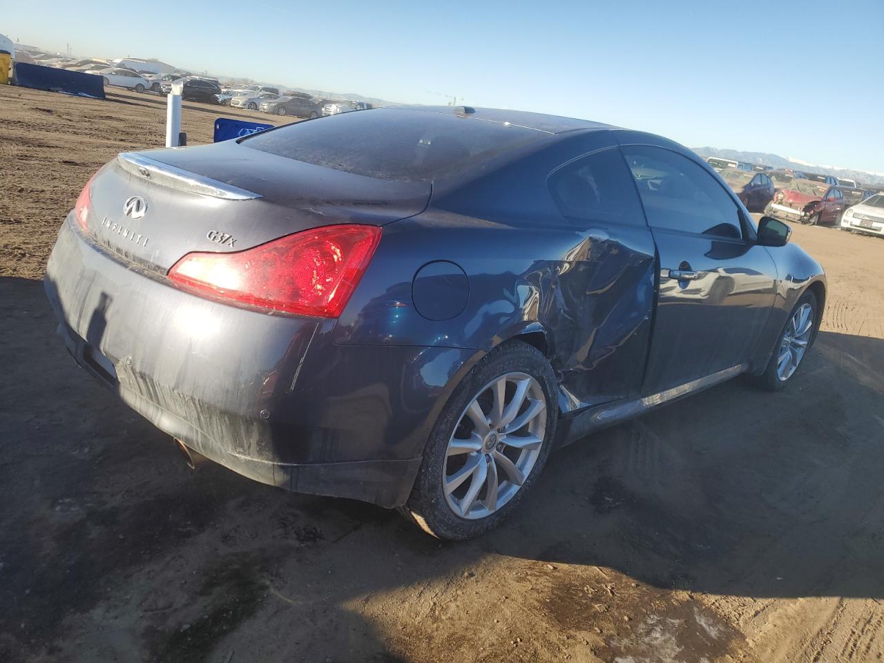 2011 Infiniti G - Image 3