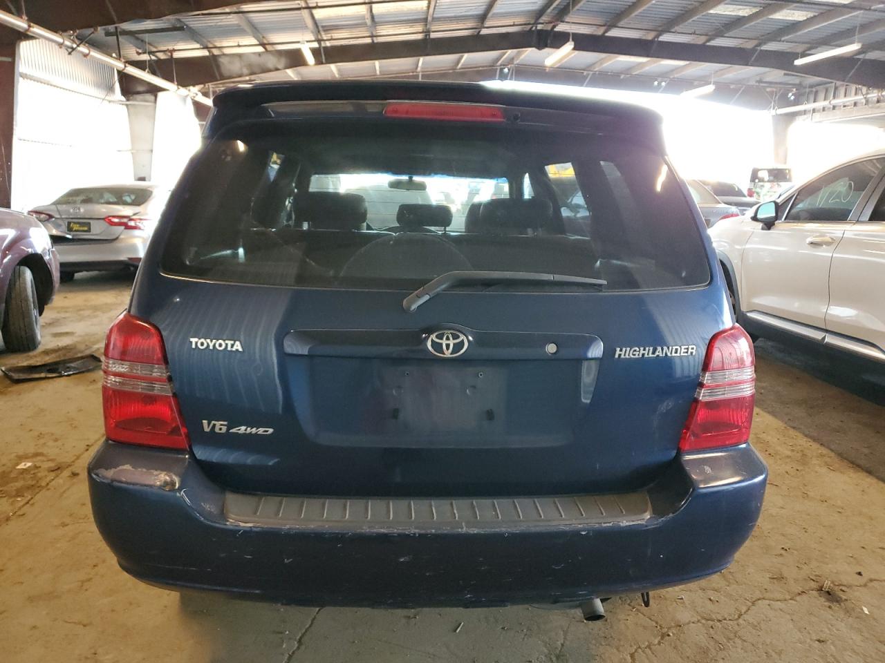 2003 Toyota Highlander - Image 6