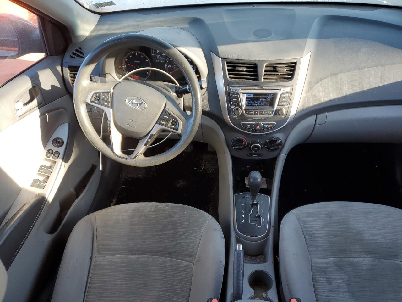 2016 Hyundai Accent - Image 8