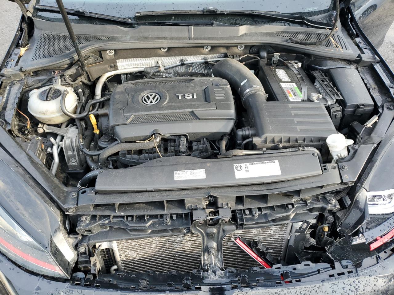 2016 Volkswagen GTI - Image 11