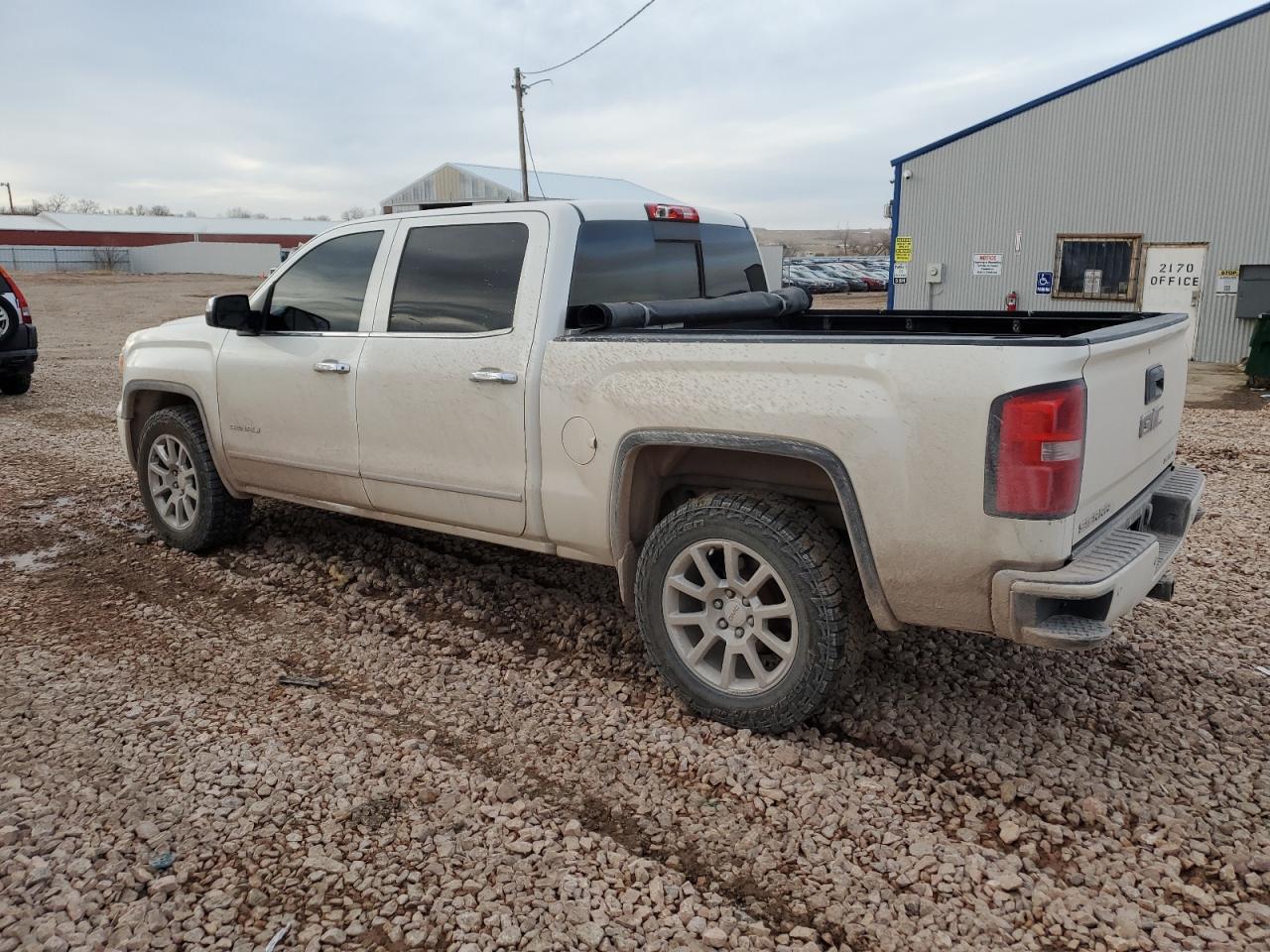 2015 GMC Sierra - Image 2
