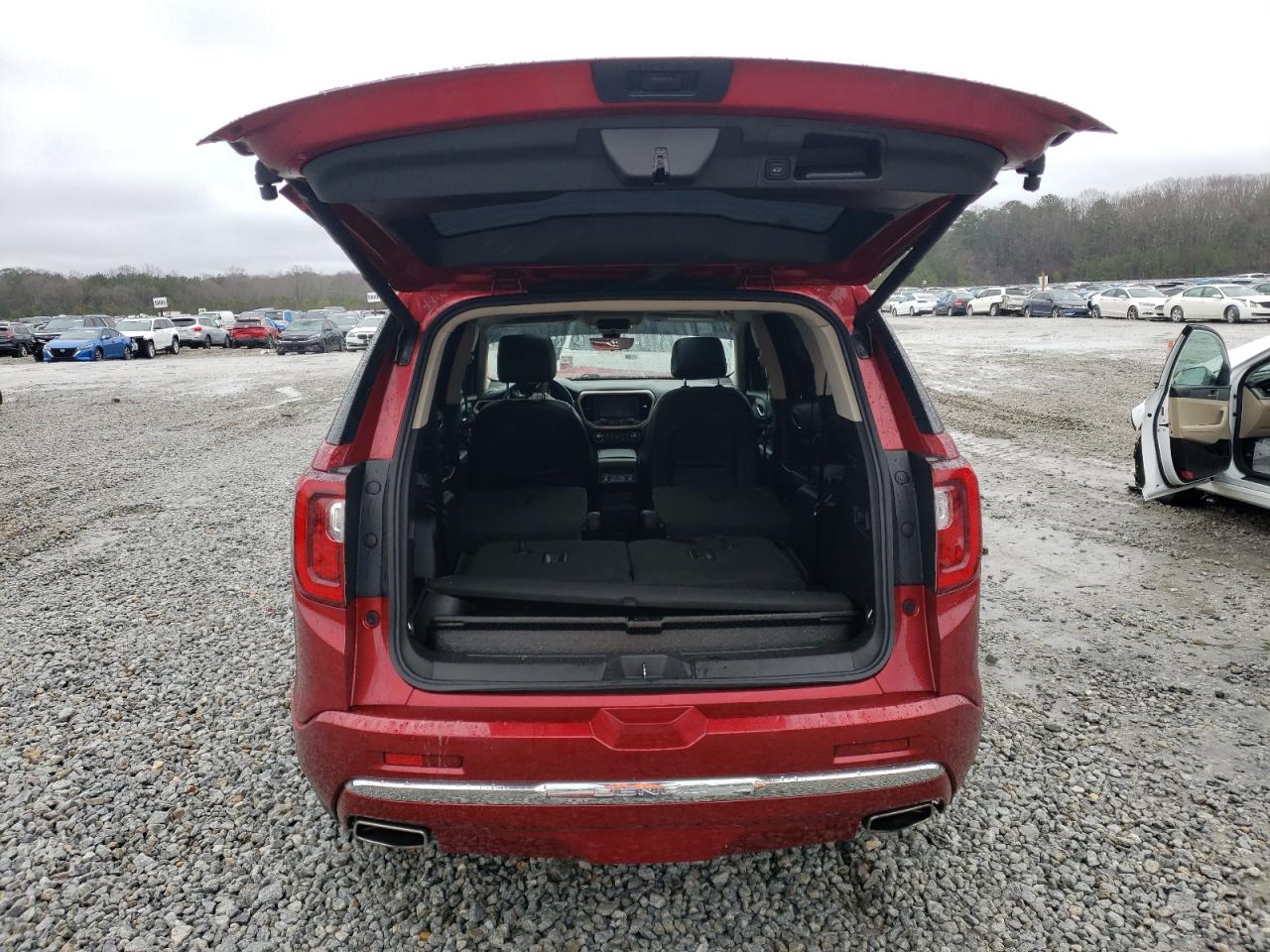 2021 GMC Acadia - Image 6
