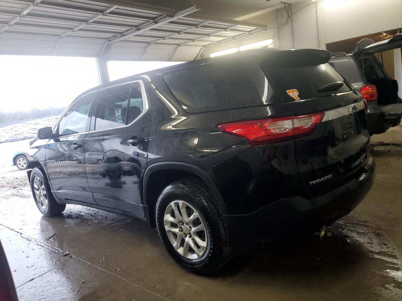 2019 Chevrolet Traverse - Image 2