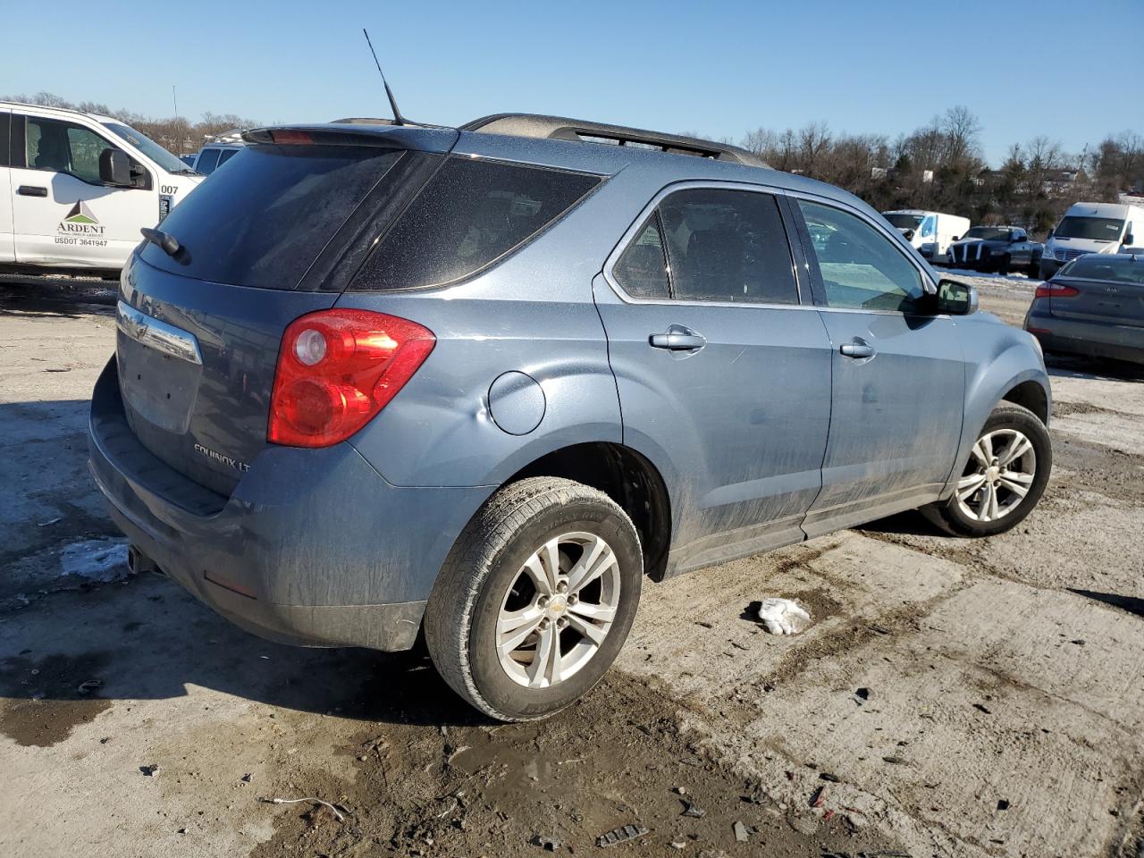 2011 Chevrolet Equinox - Image 3