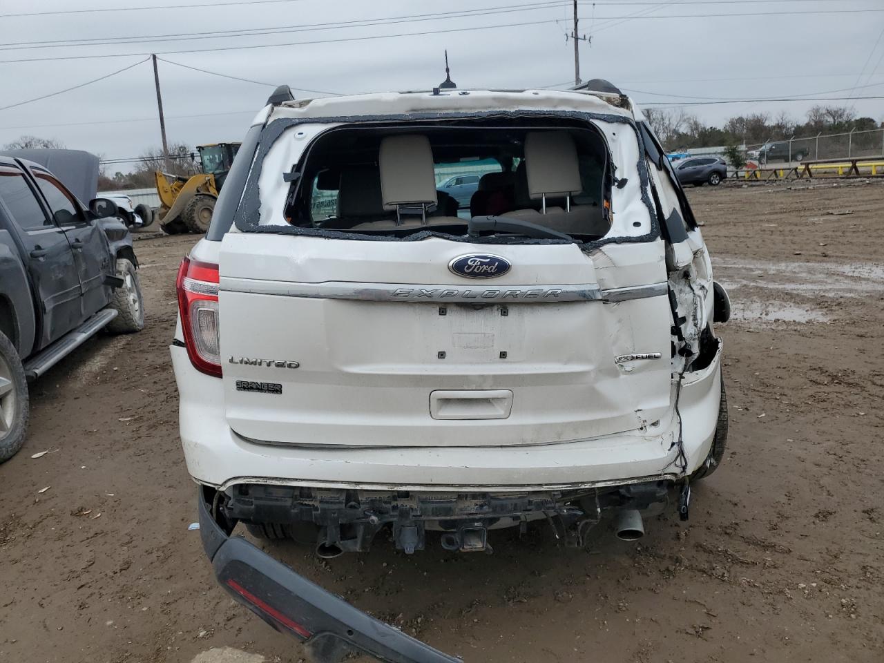 2014 Ford Explorer - Image 6