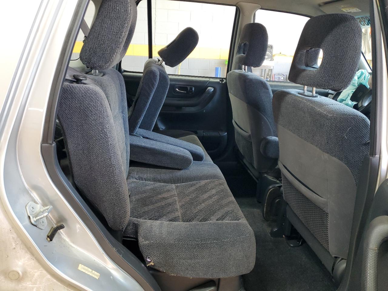 2000 Honda CR-V - Image 11