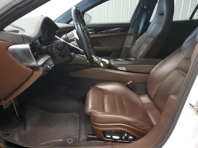 Sedans PORSCHE PANAMERA 2017 White