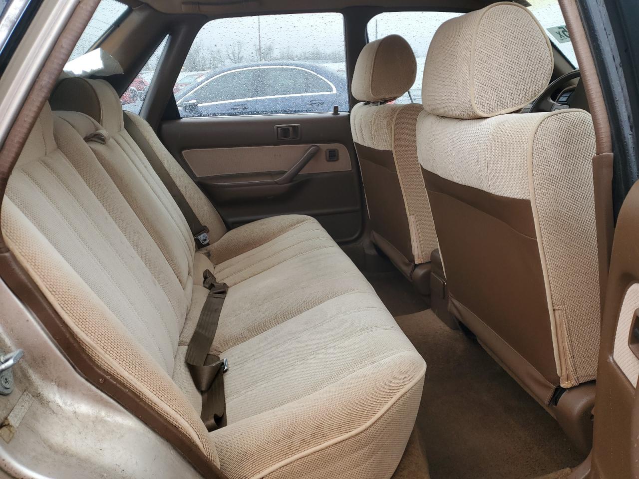 1991 Toyota Camry - Image 11