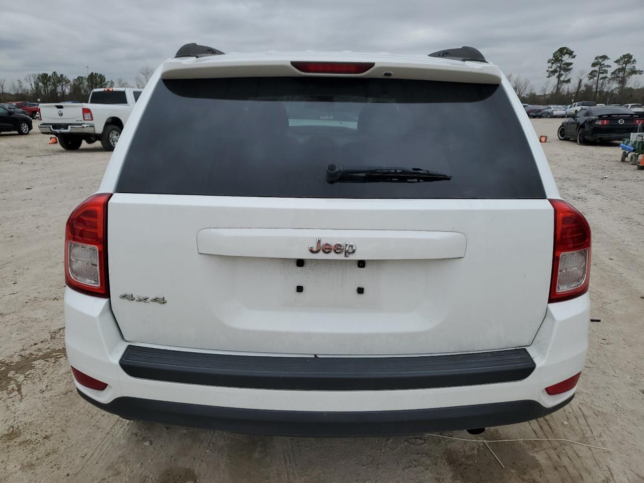 2012 Jeep Compass - Image 6
