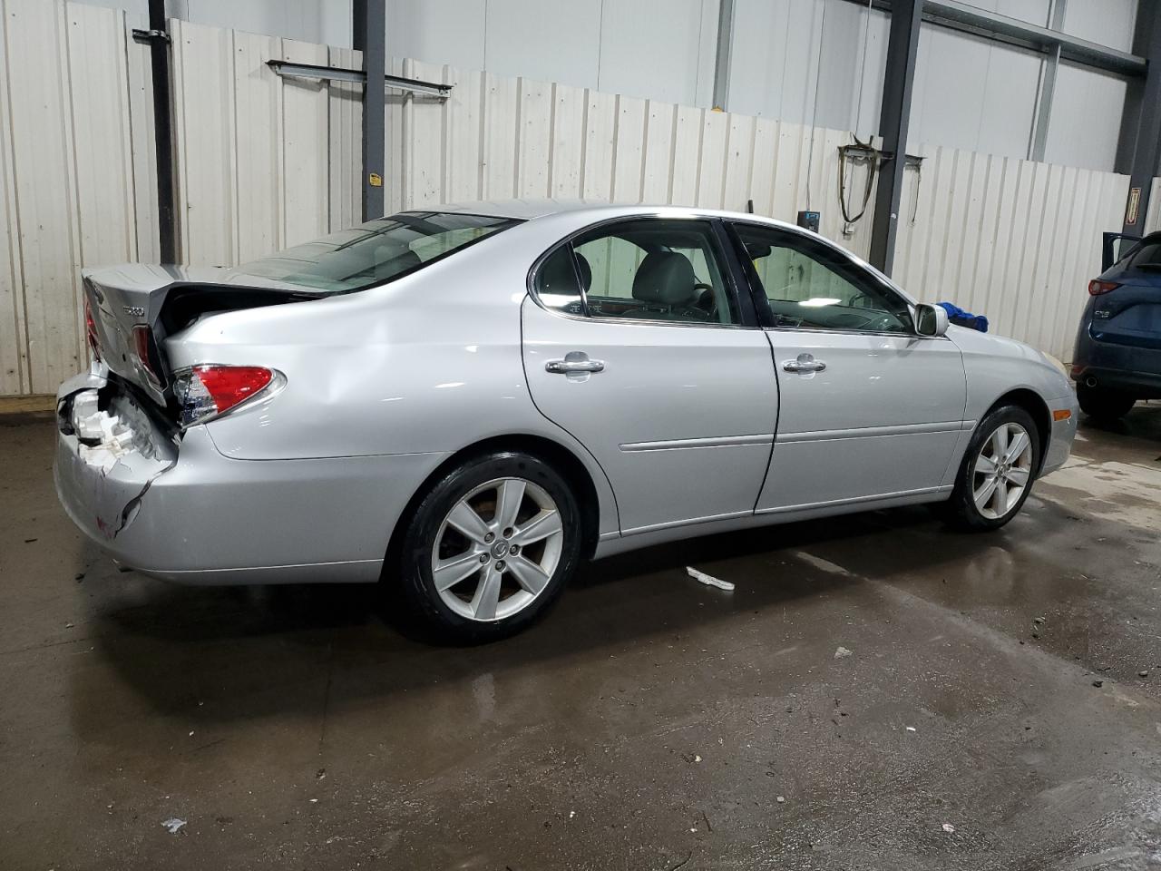 2005 Lexus ES - Image 3