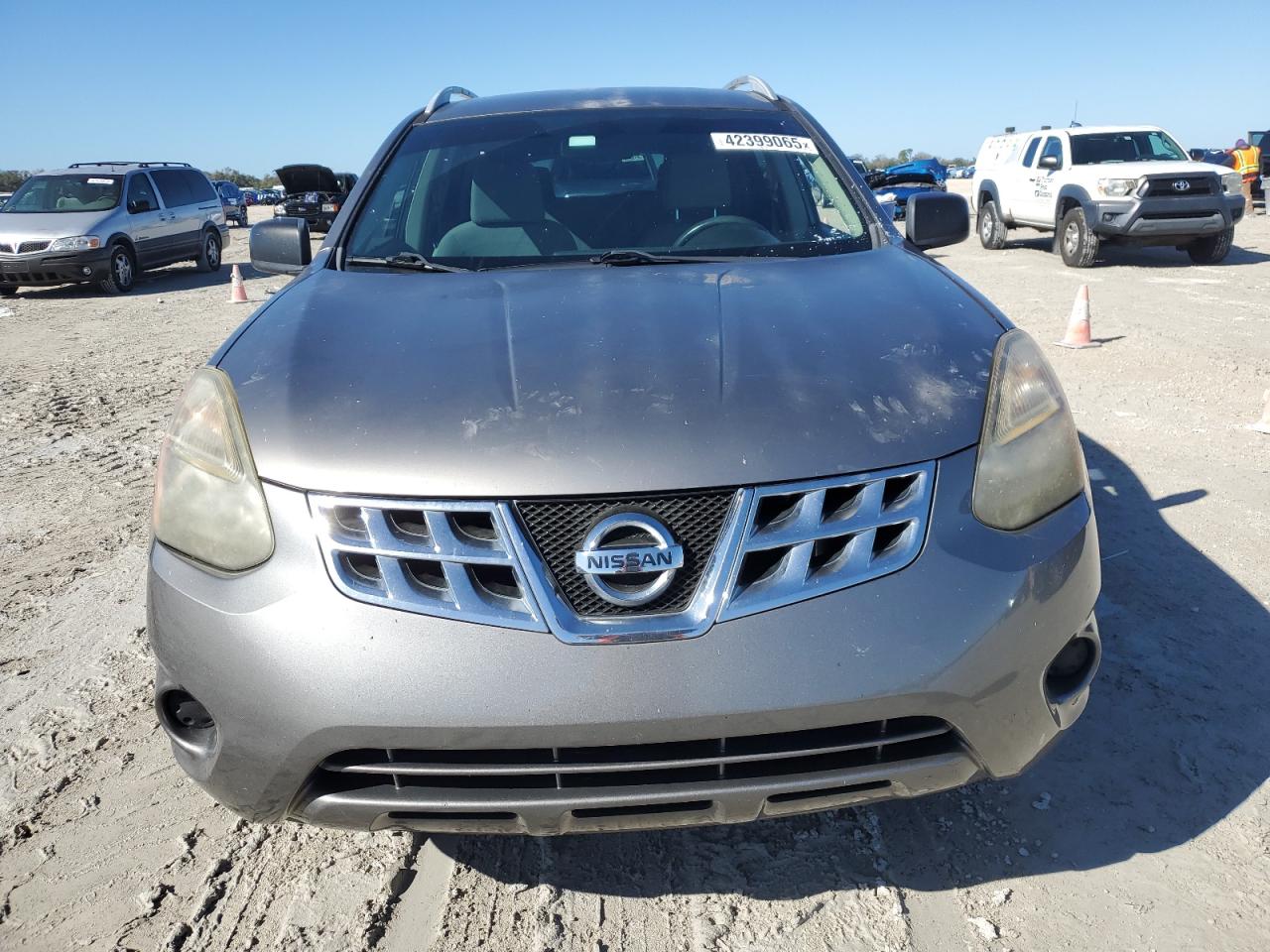 2014 Nissan Rogue - Image 5