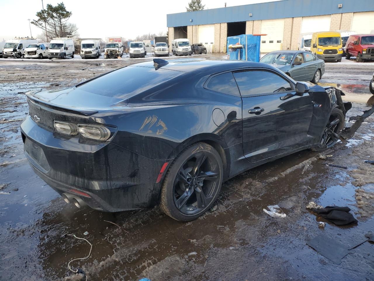 2024 Chevrolet Camaro - Image 3