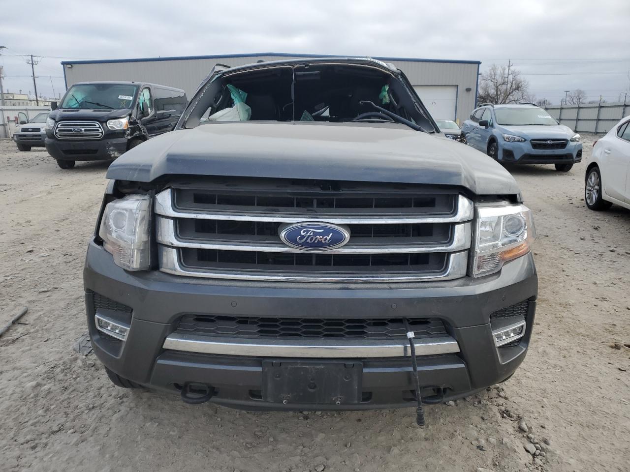 2017 Ford Expedition - Image 5