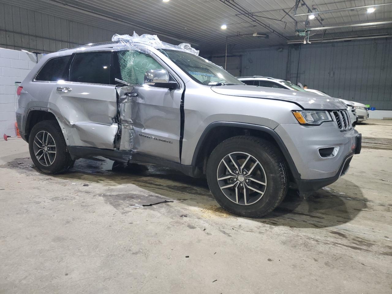 2018 Jeep Grand Cherokee - Image 4
