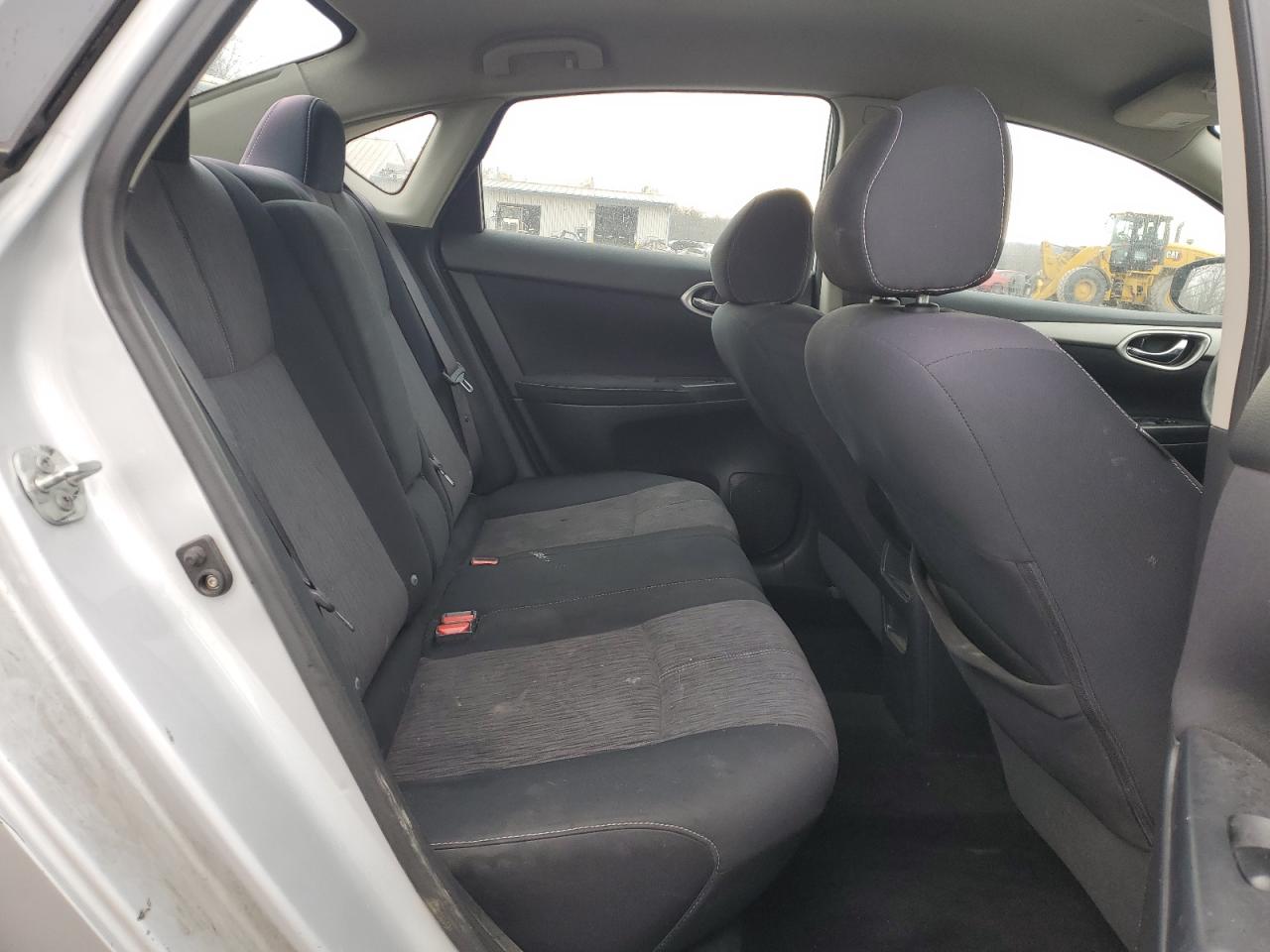 2014 Nissan Sentra - Image 10
