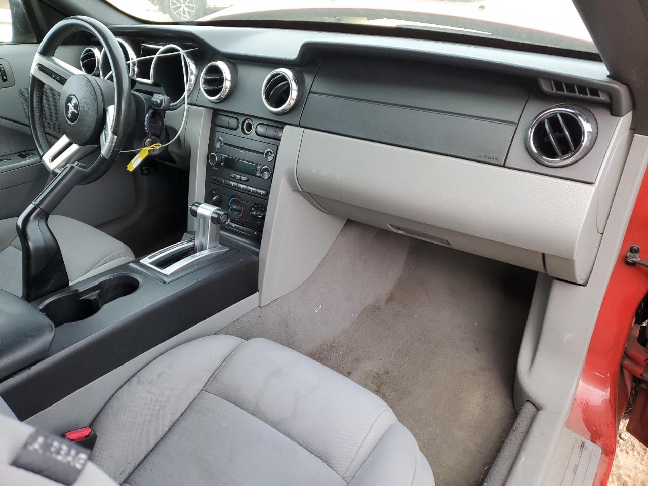 2009 Ford Mustang - Image 8