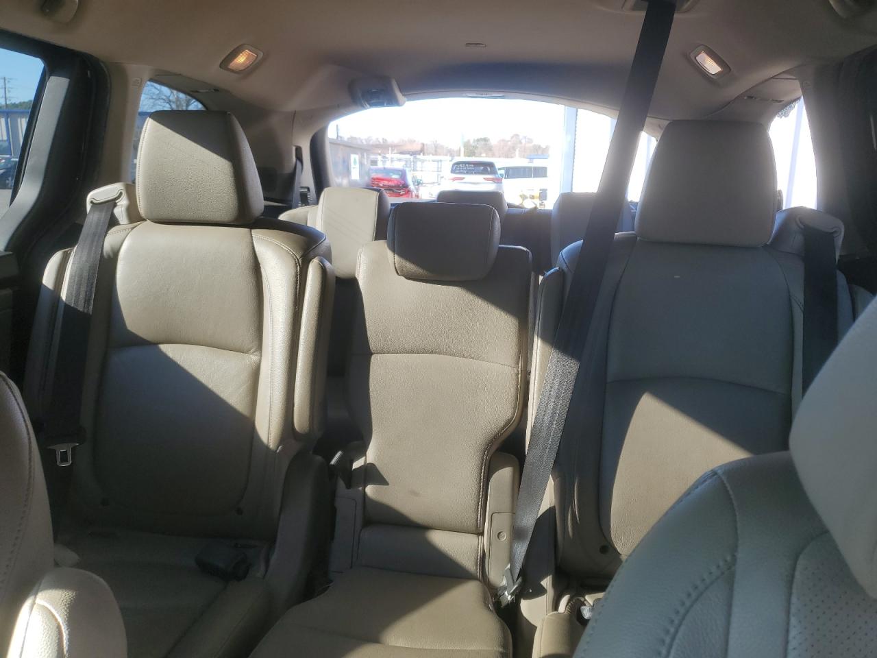 2019 Honda Odyssey - Image 10
