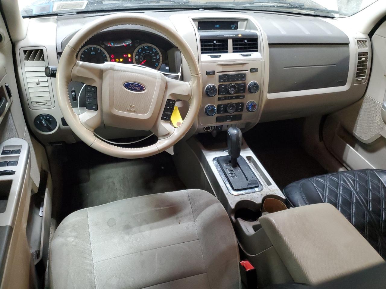2010 Ford Escape - Image 8