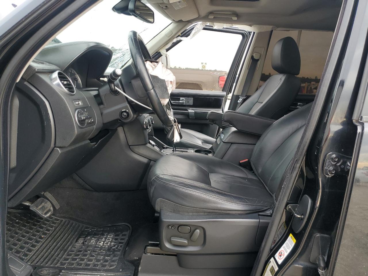 2013 Land Rover LR4 - Image 7