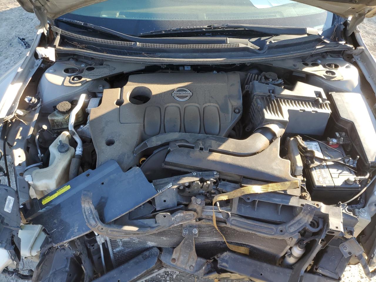 2010 Nissan Altima - Image 11