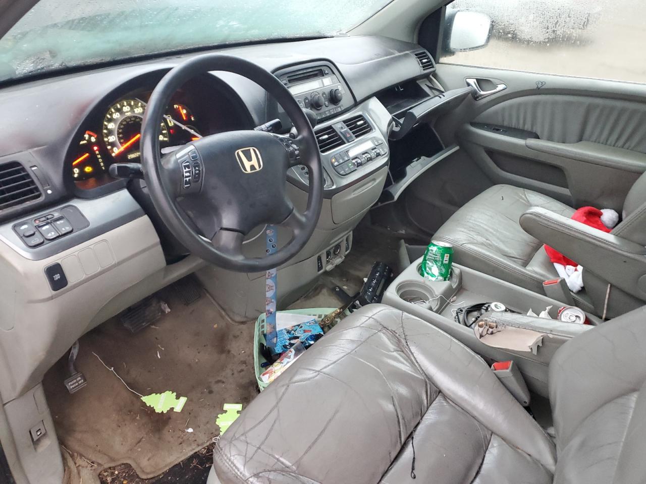 2006 Honda Odyssey - Image 8
