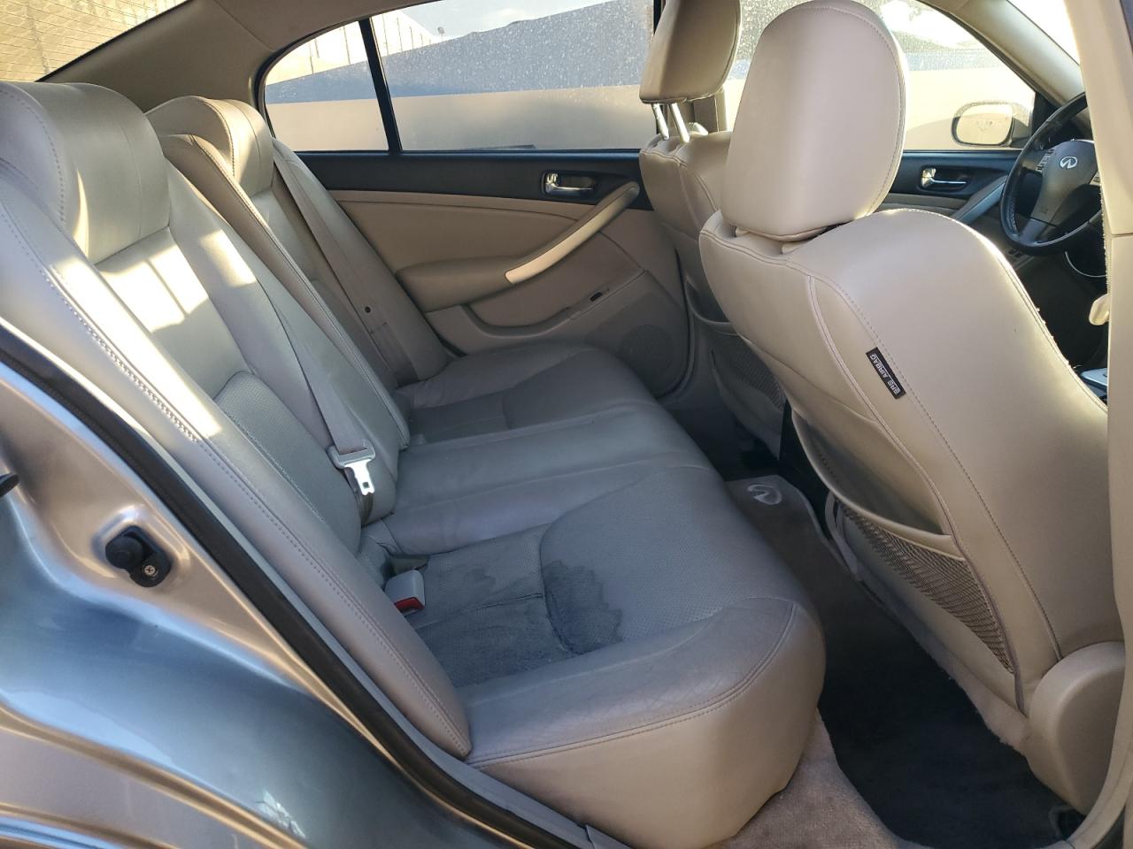 2005 Infiniti G - Image 10