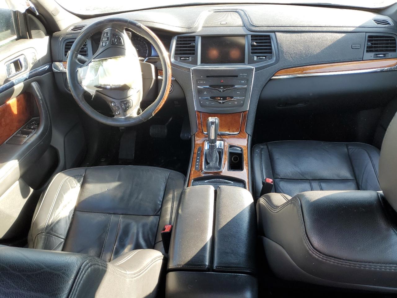 2015 Lincoln MKS - Image 8