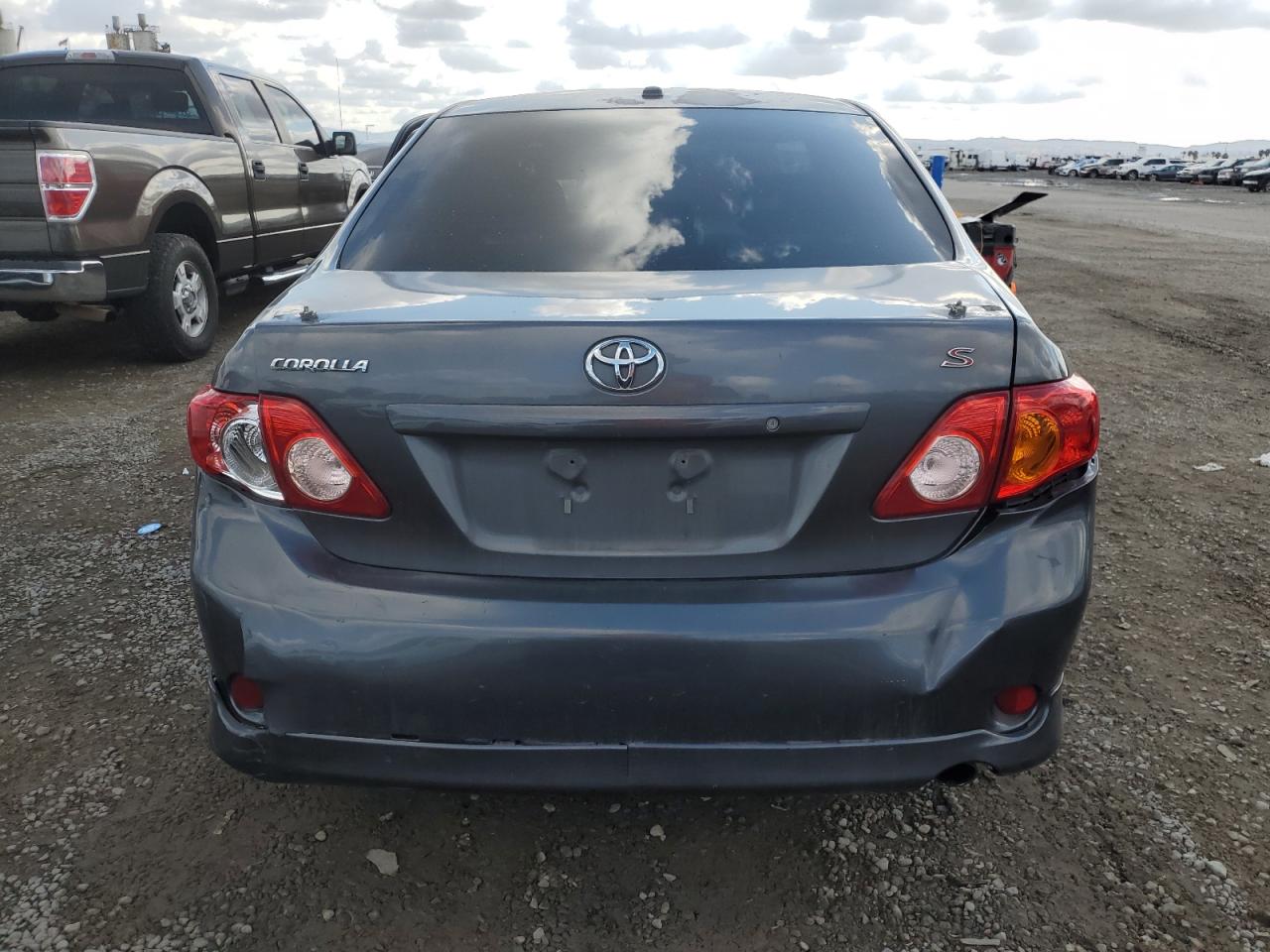 2010 Toyota Corolla - Image 6
