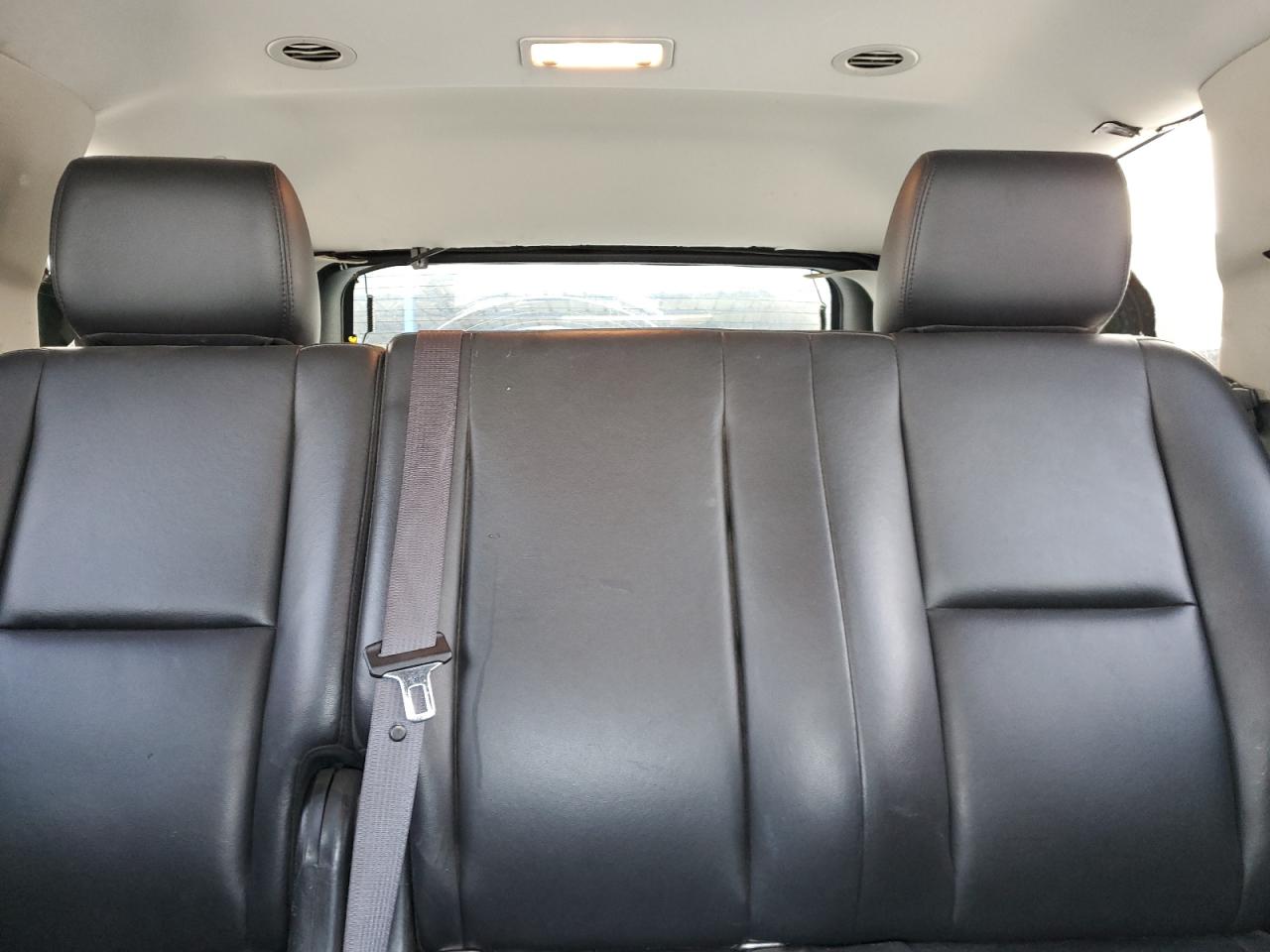 2011 Chevrolet Tahoe - Image 10