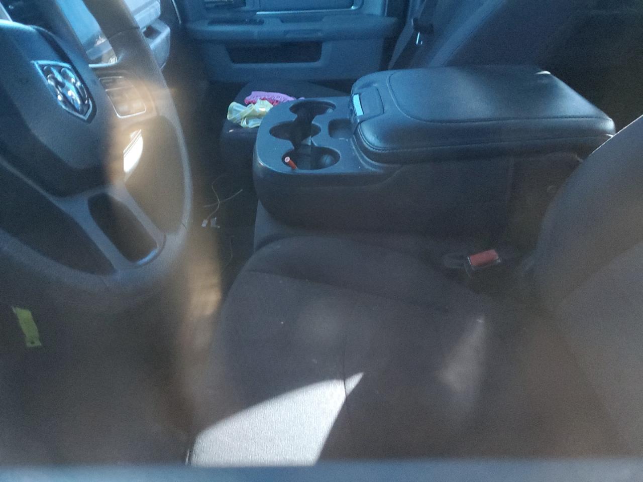 2019 RAM 1500 - Image 9