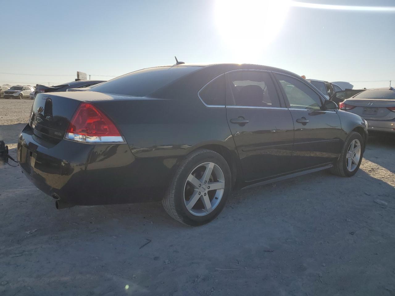 2015 Chevrolet Impala - Image 3