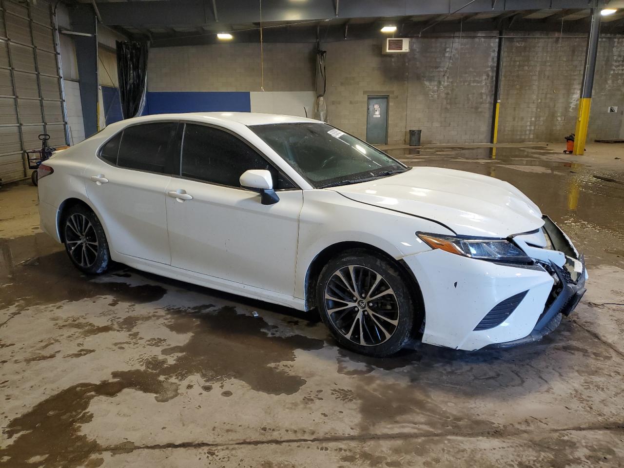 2018 Toyota Camry - Image 4