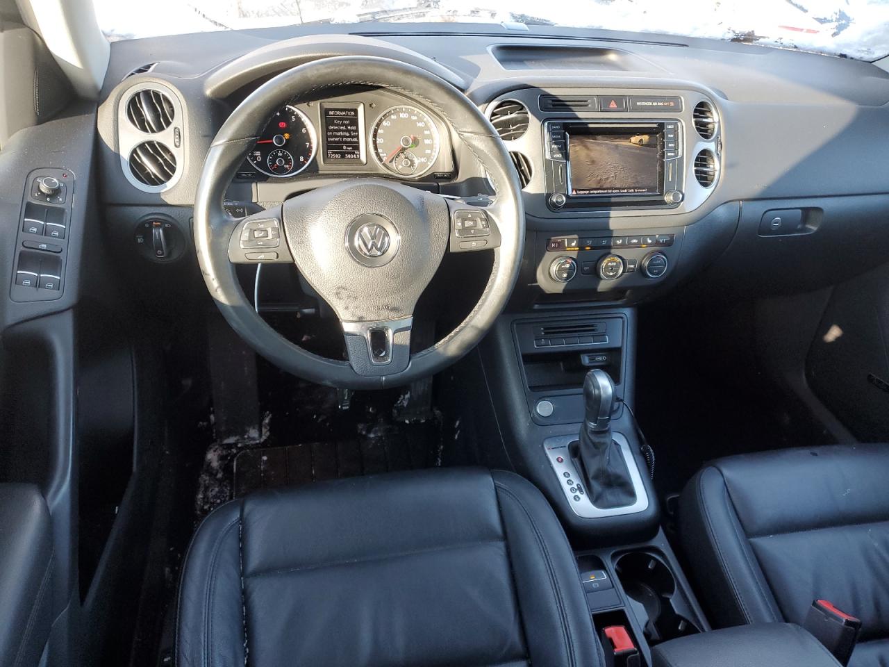 2017 Volkswagen Tiguan - Image 8