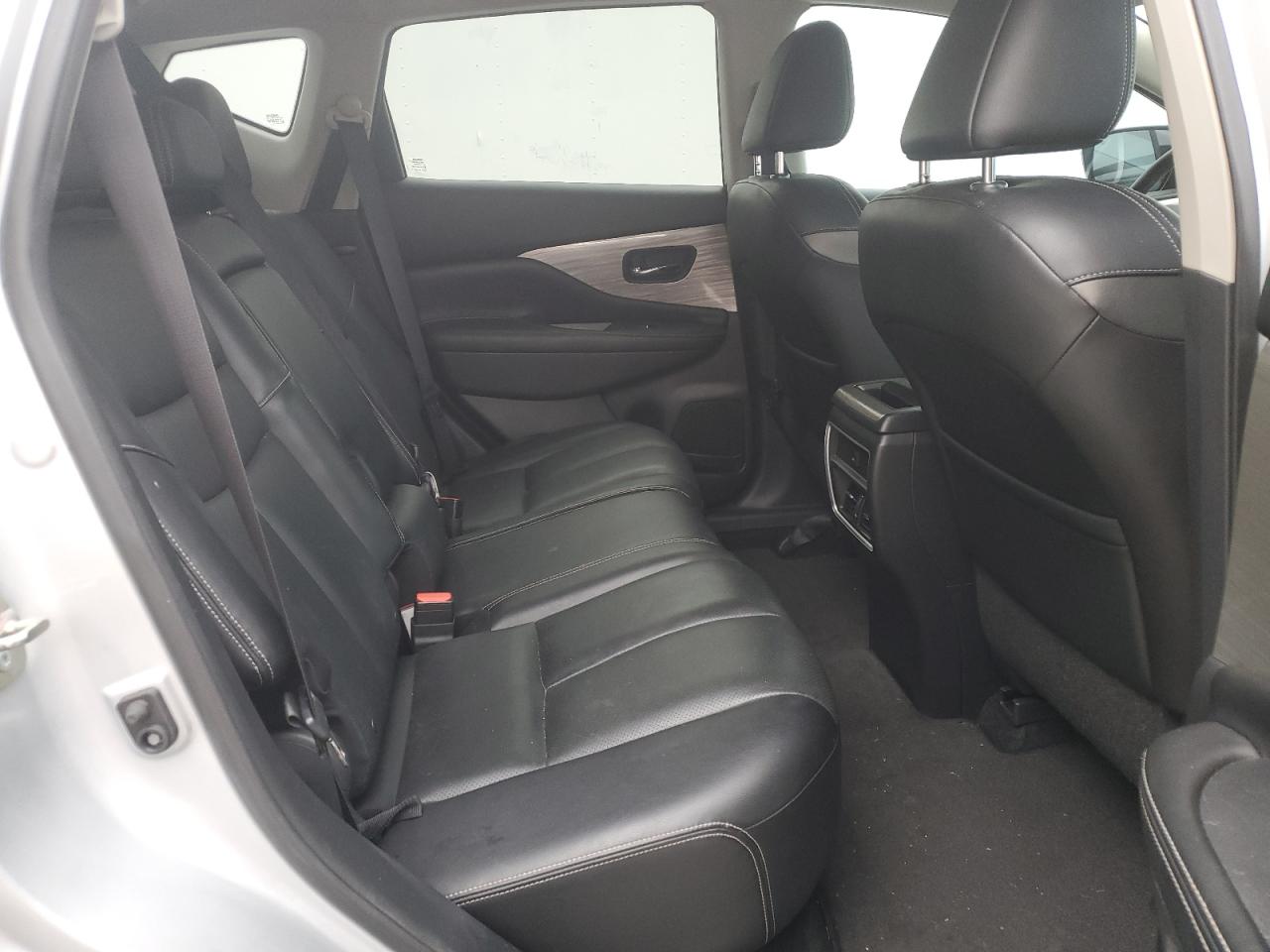 2017 Nissan Murano - Image 11