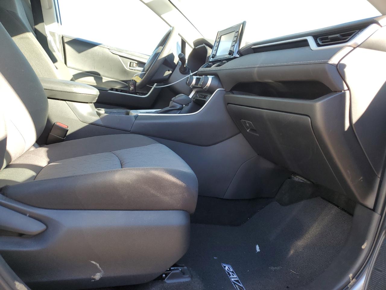 2022 Toyota RAV 4 - Image 7