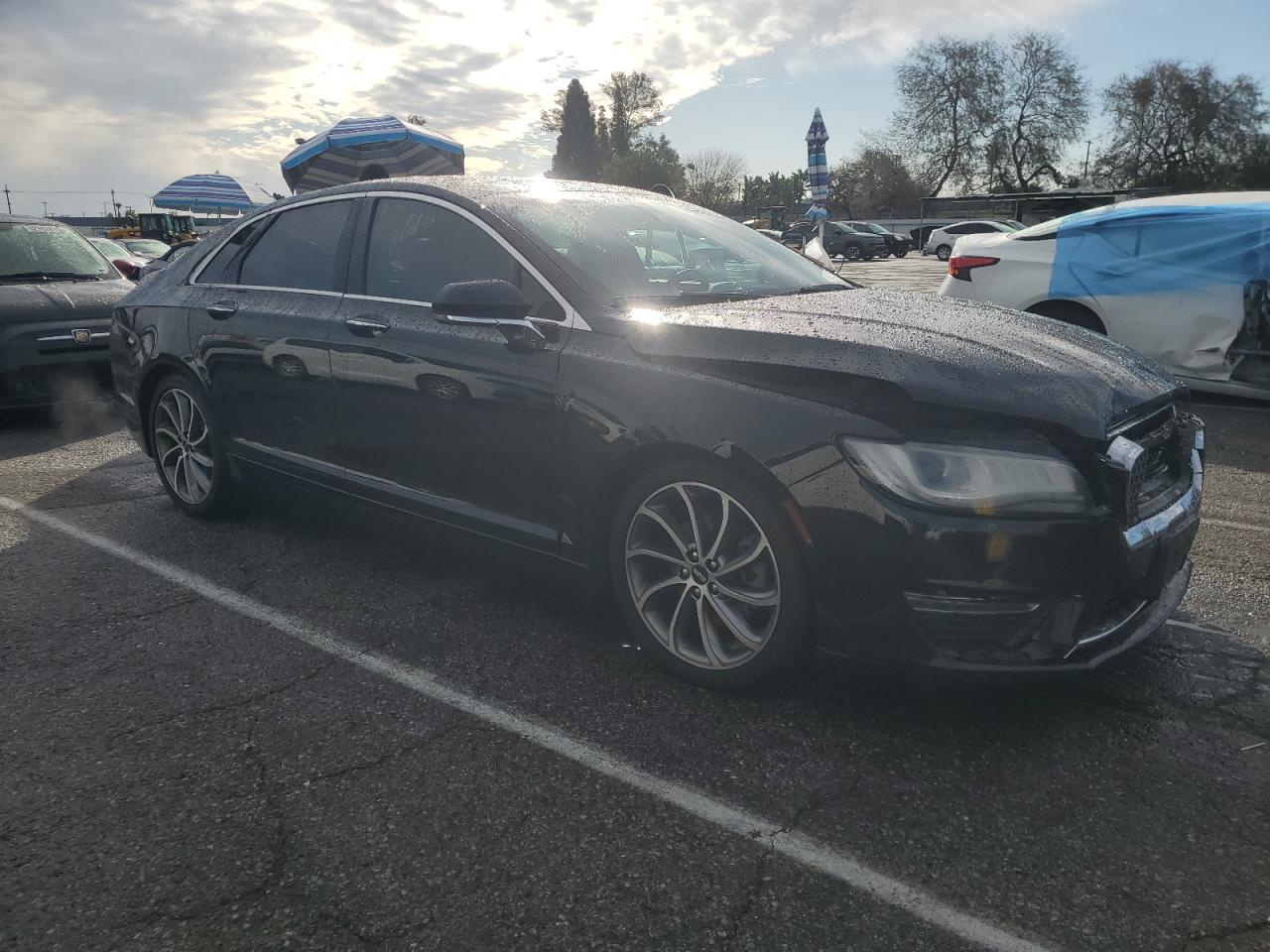 2019 Lincoln MKZ - Image 4