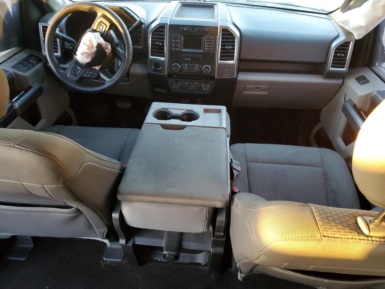2015 Ford F-150 - Image 8