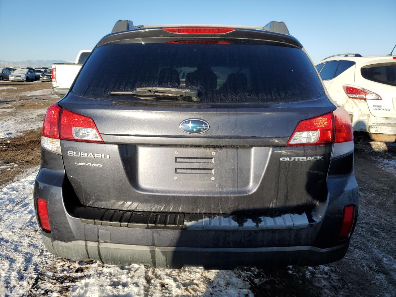2010 Subaru Outback - Image 6