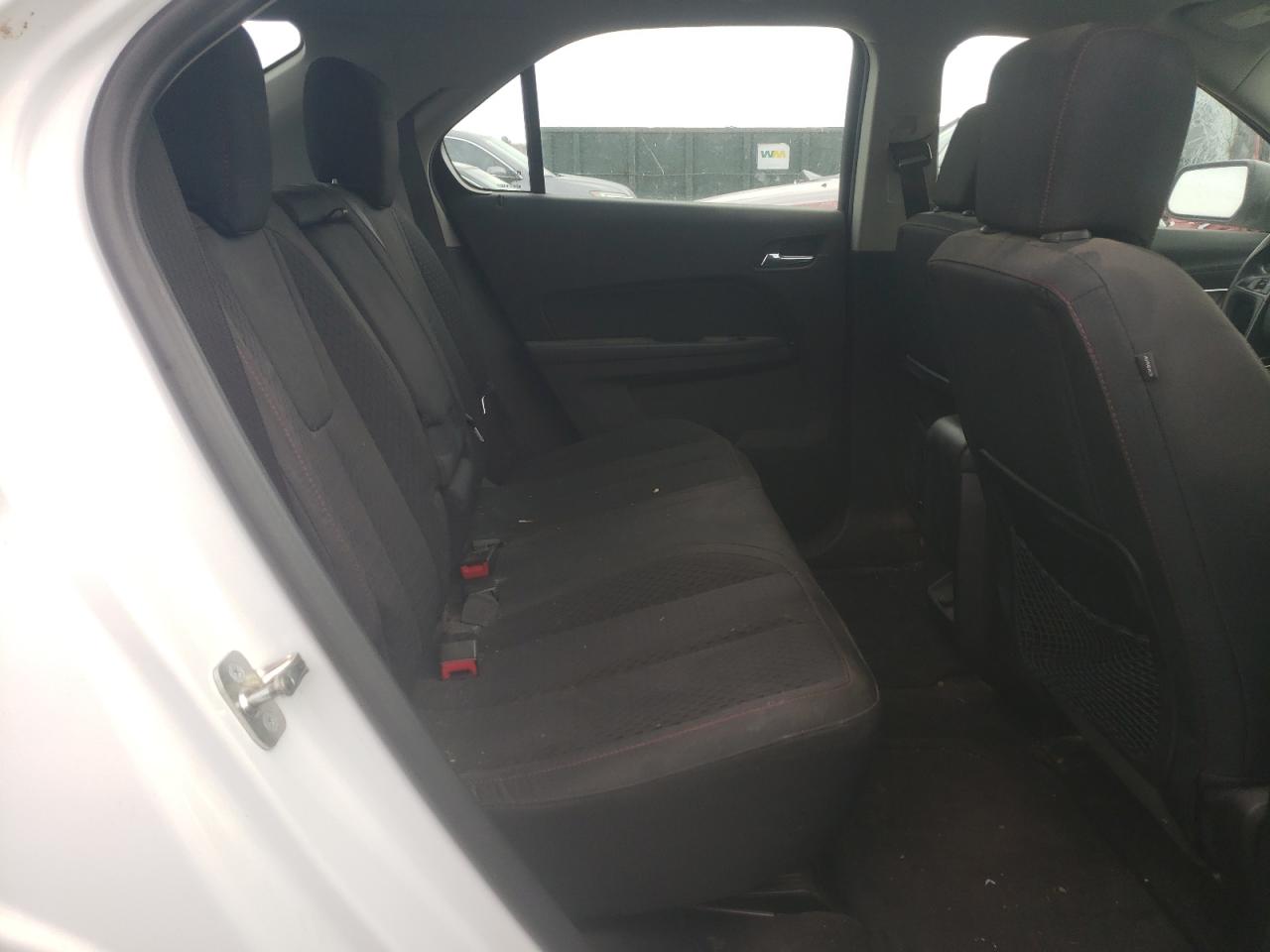 2015 Chevrolet Equinox - Image 11