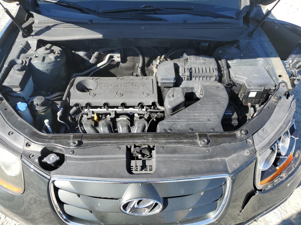 2011 Hyundai Santa Fe - Image 14