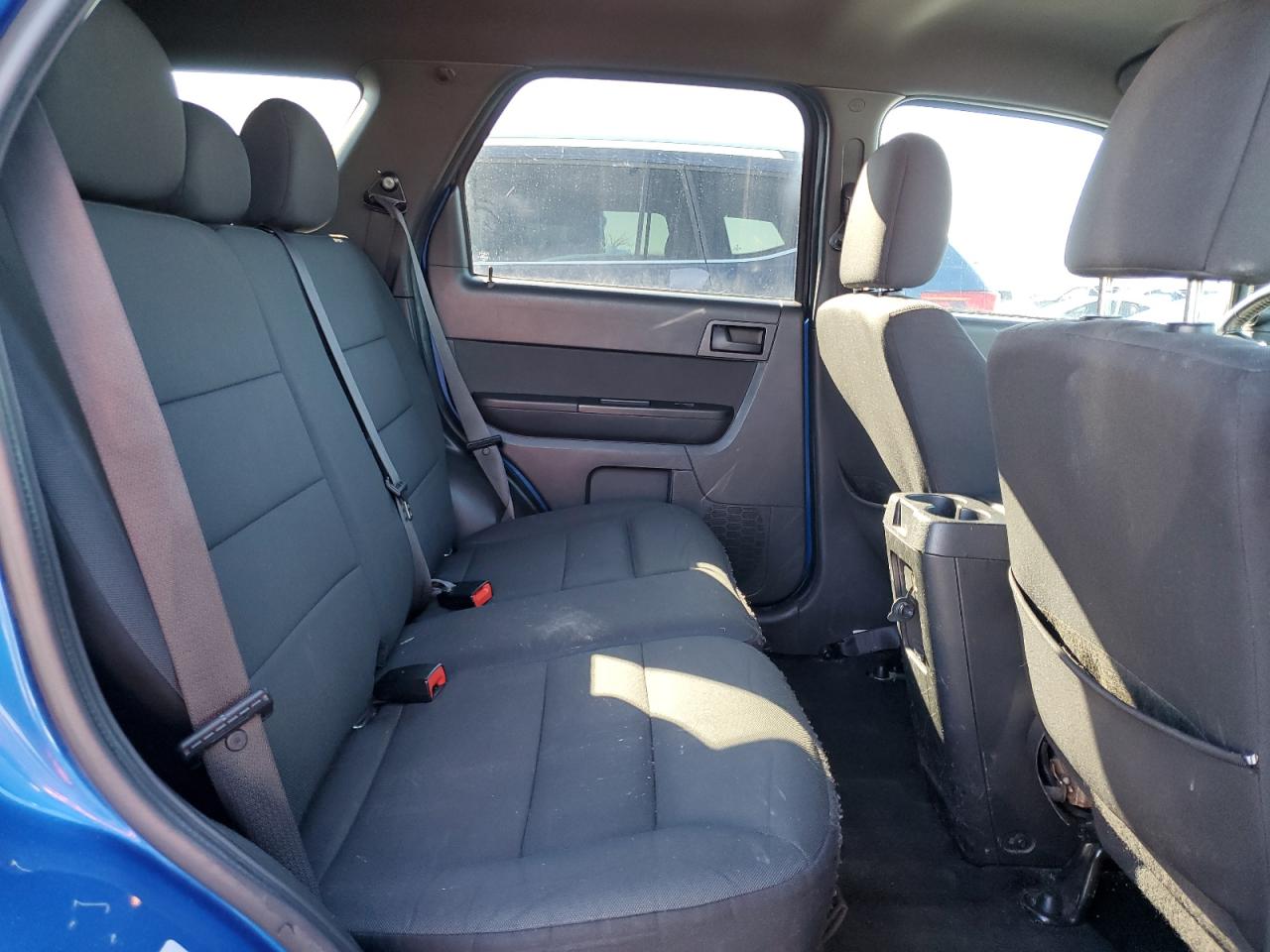 2011 Ford Escape - Image 11