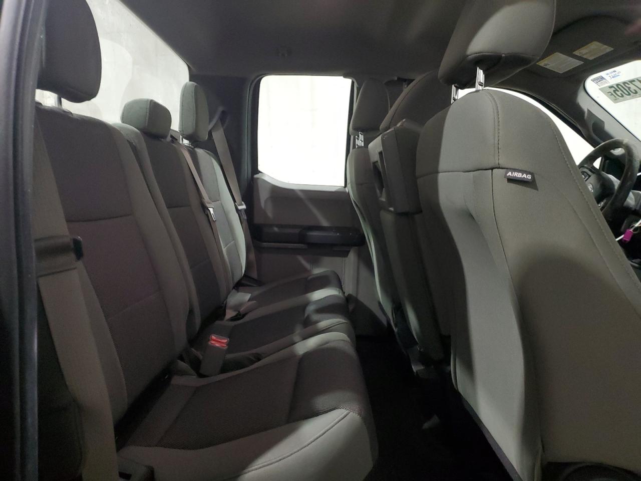 2016 Ford F-150 - Image 10