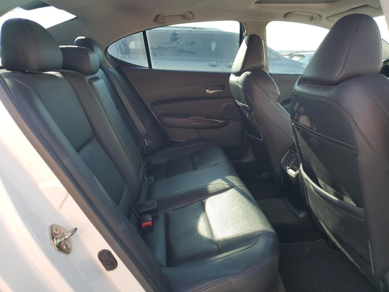 2016 Acura TLX - Image 10