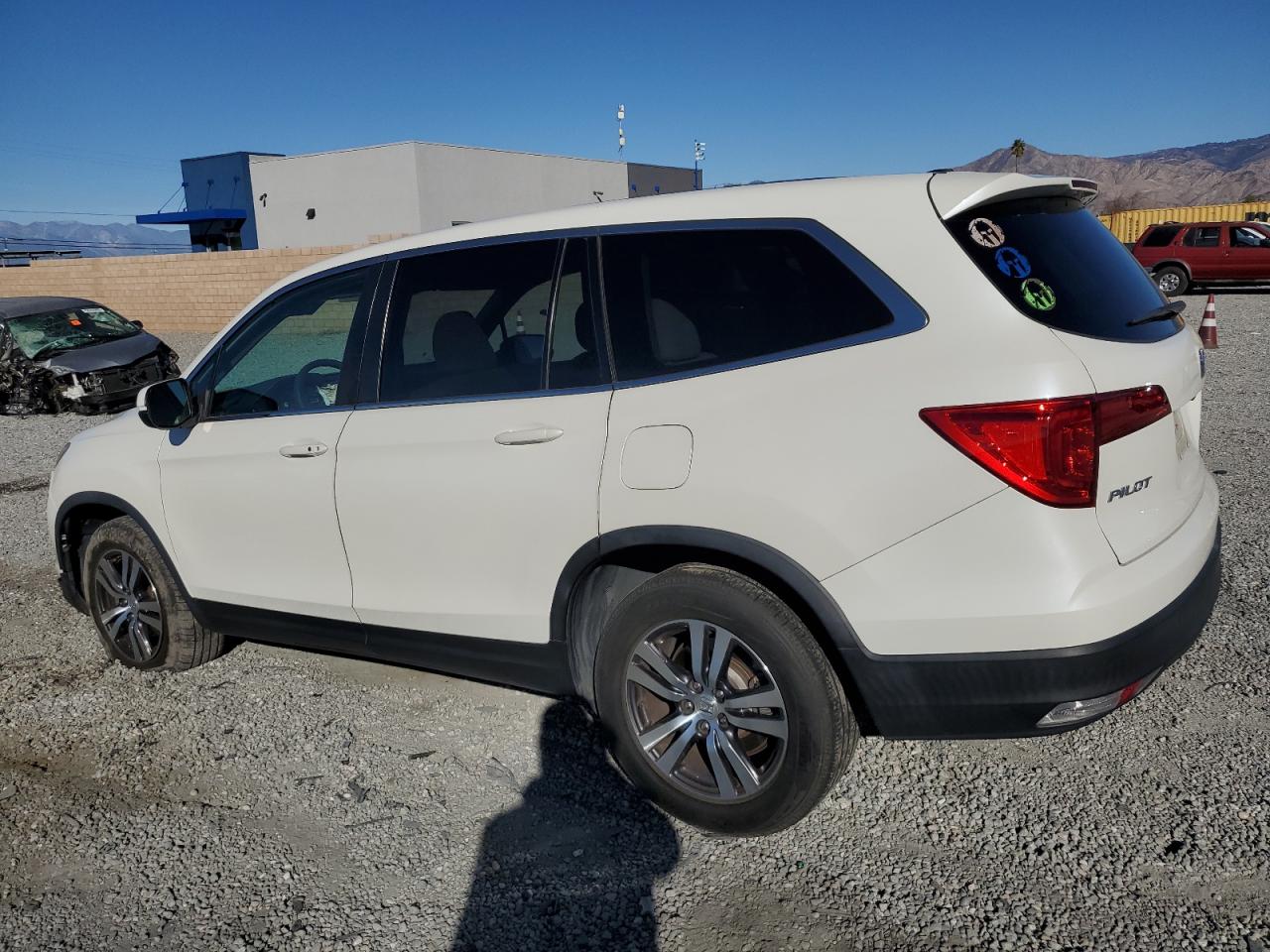 2018 Honda Pilot - Image 2