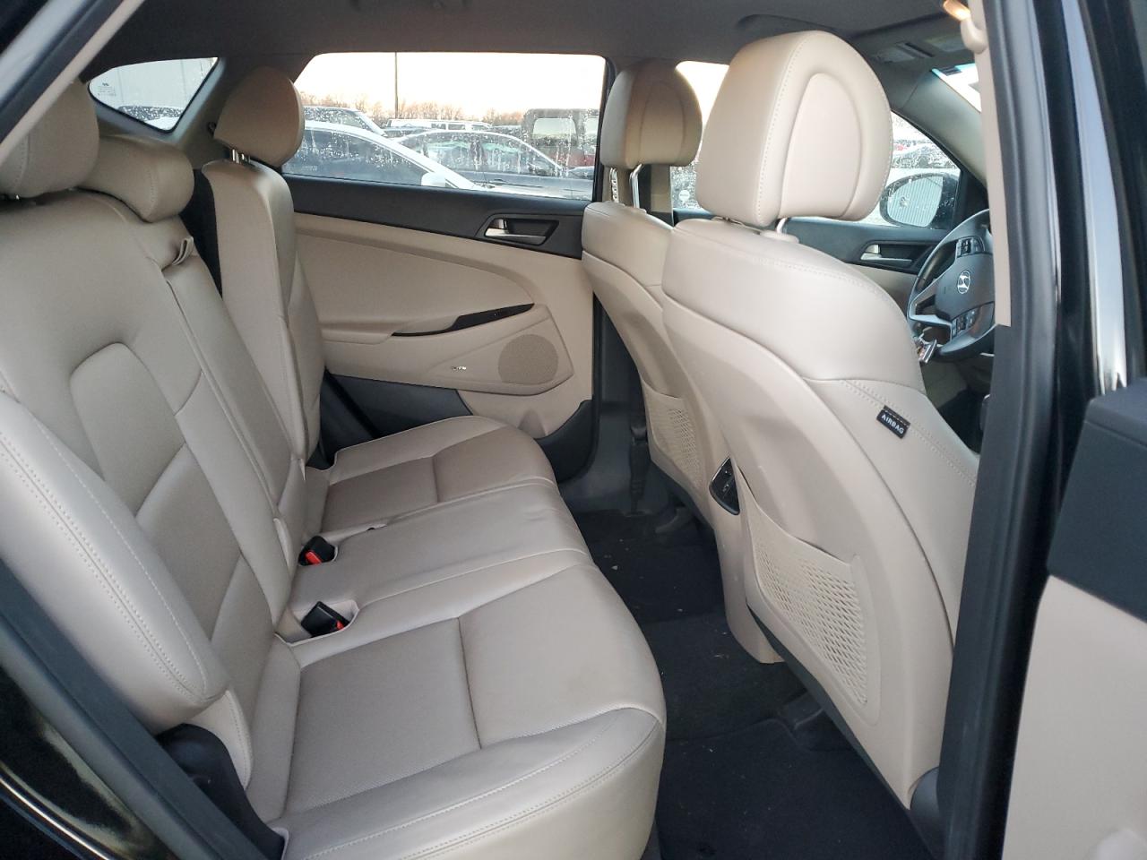 km8j3ca44ju830758 KM8J3CA44JU830758 2018 Hyundai Tucson Sel