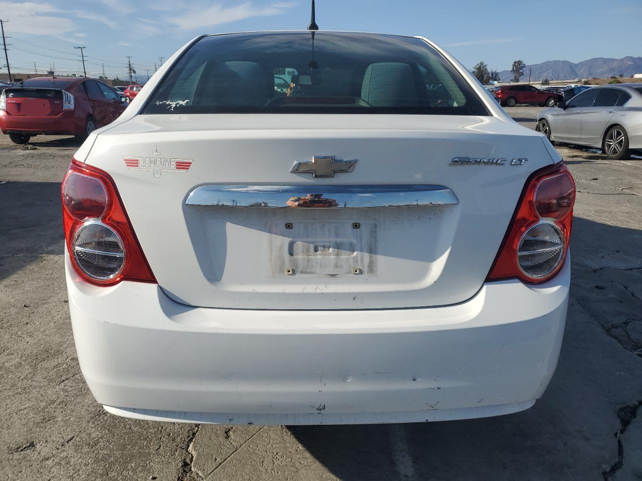 2012 Chevrolet Sonic - Image 6