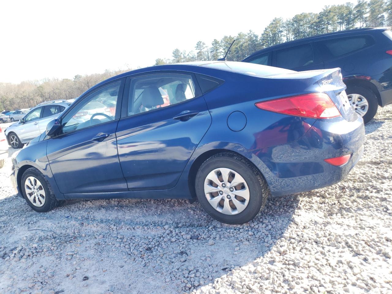 VIN KMHCT4AE7FU898244 2015 HYUNDAI ACCENT no.2