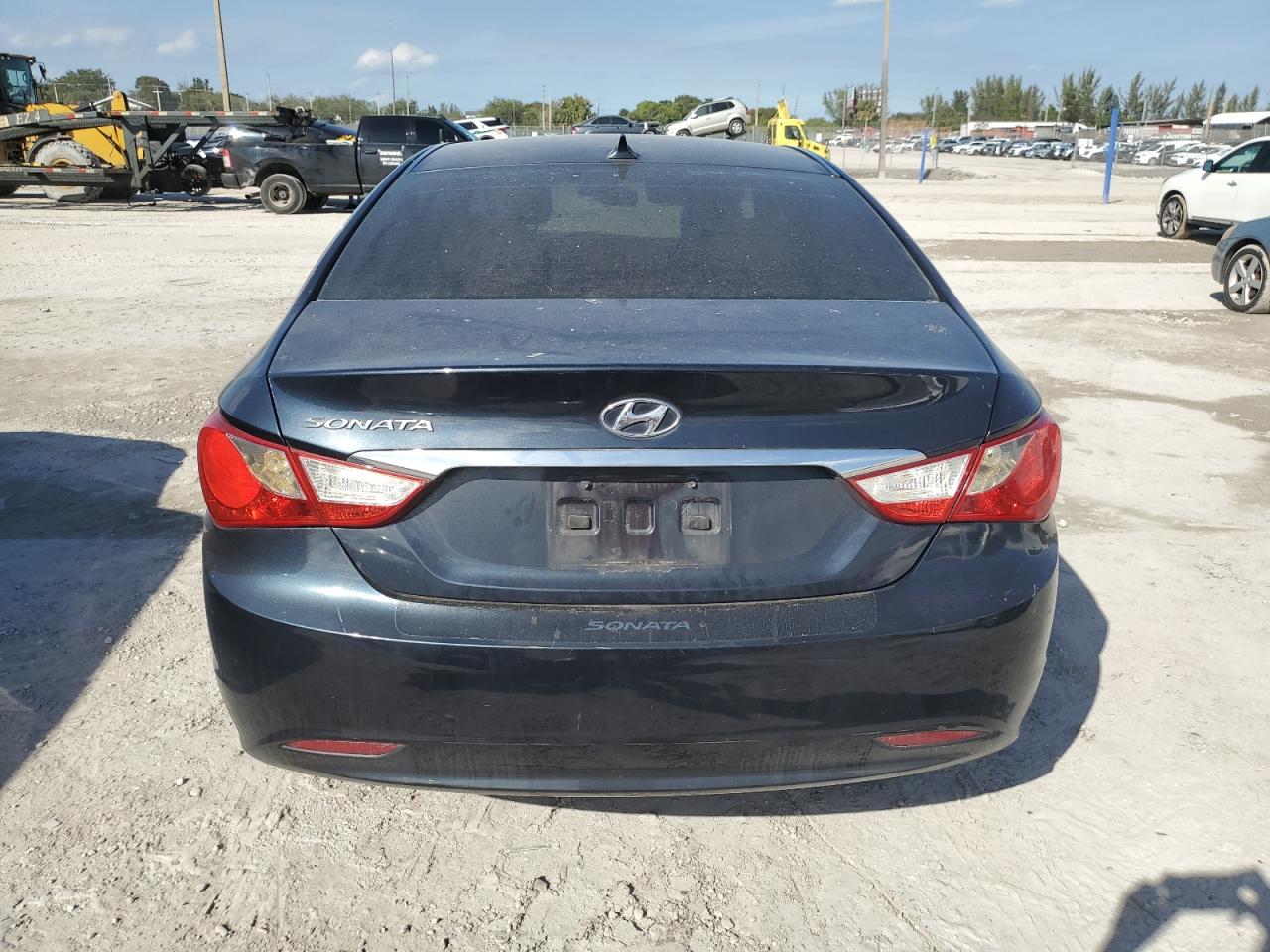 2013 Hyundai Sonata - Image 6