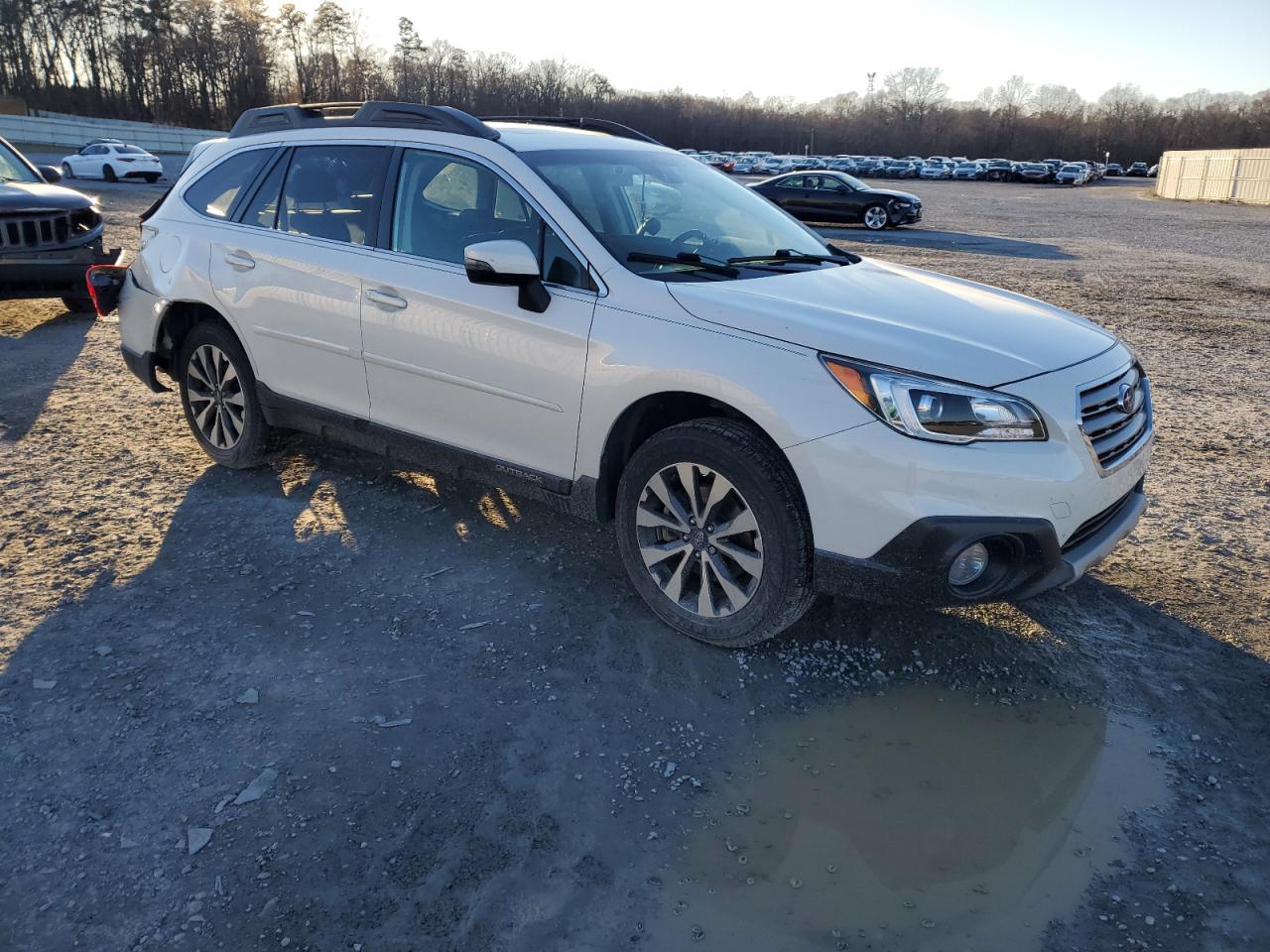 2017 Subaru Outback - Image 4