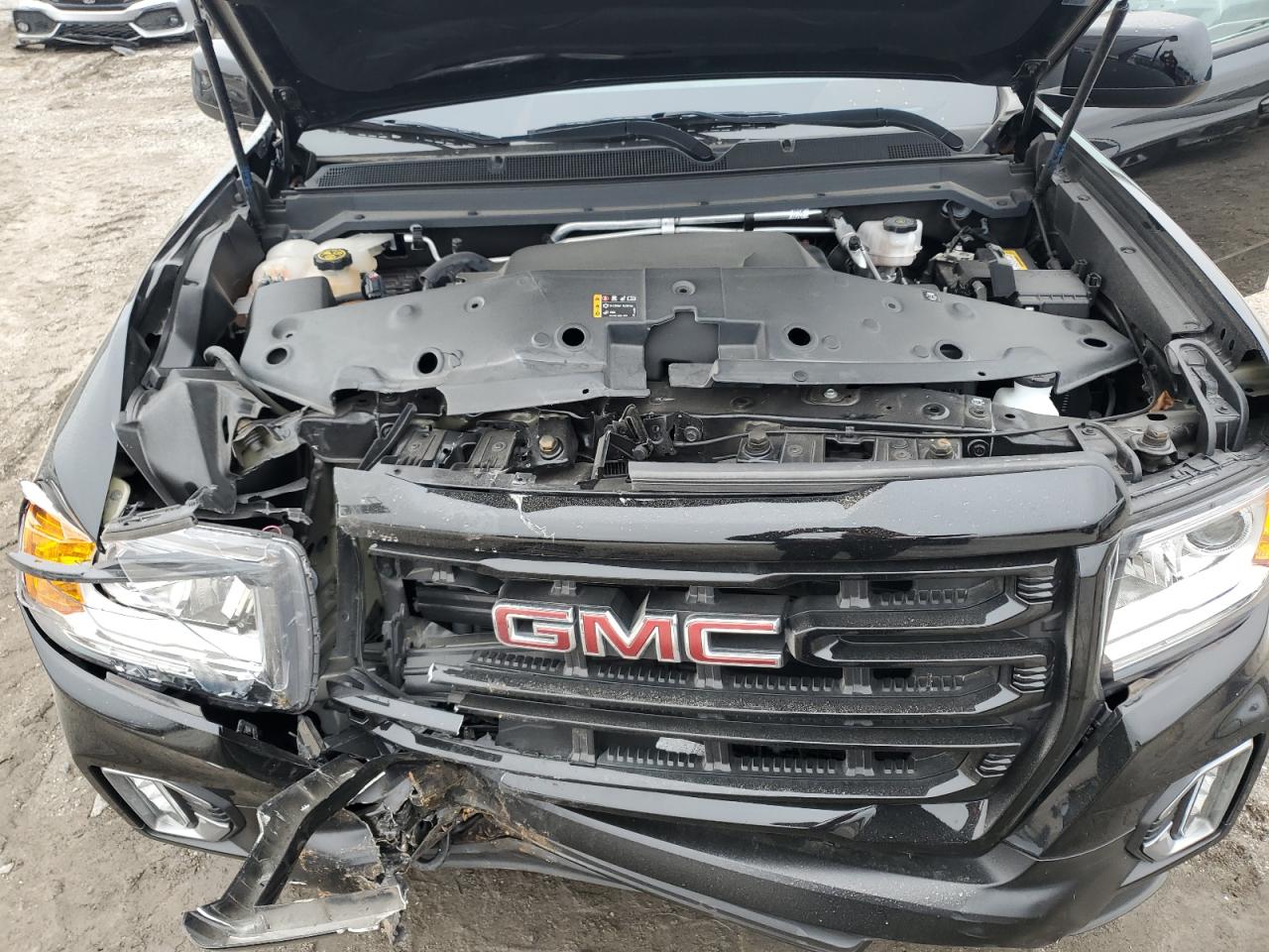 2022 GMC Canyon - Image 12